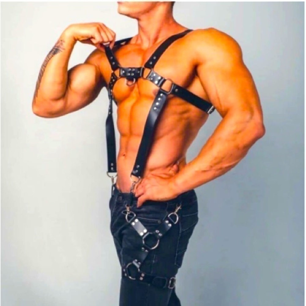 Men's Cross Back Buff Body Vegan Leather Chest Harness Black Hot New Accessory